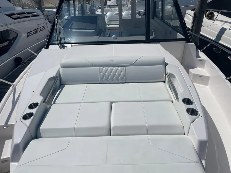Slide: The Image of Regal 36XO 2021 - 3489513