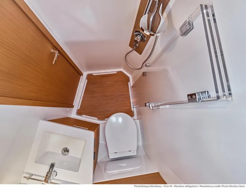 Slide: The Image of Beneteau FIRST 44 PERFORMANCE  - 3497135