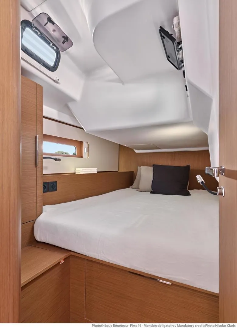 Slide: The Image of Beneteau FIRST 44 PERFORMANCE  - 3497146