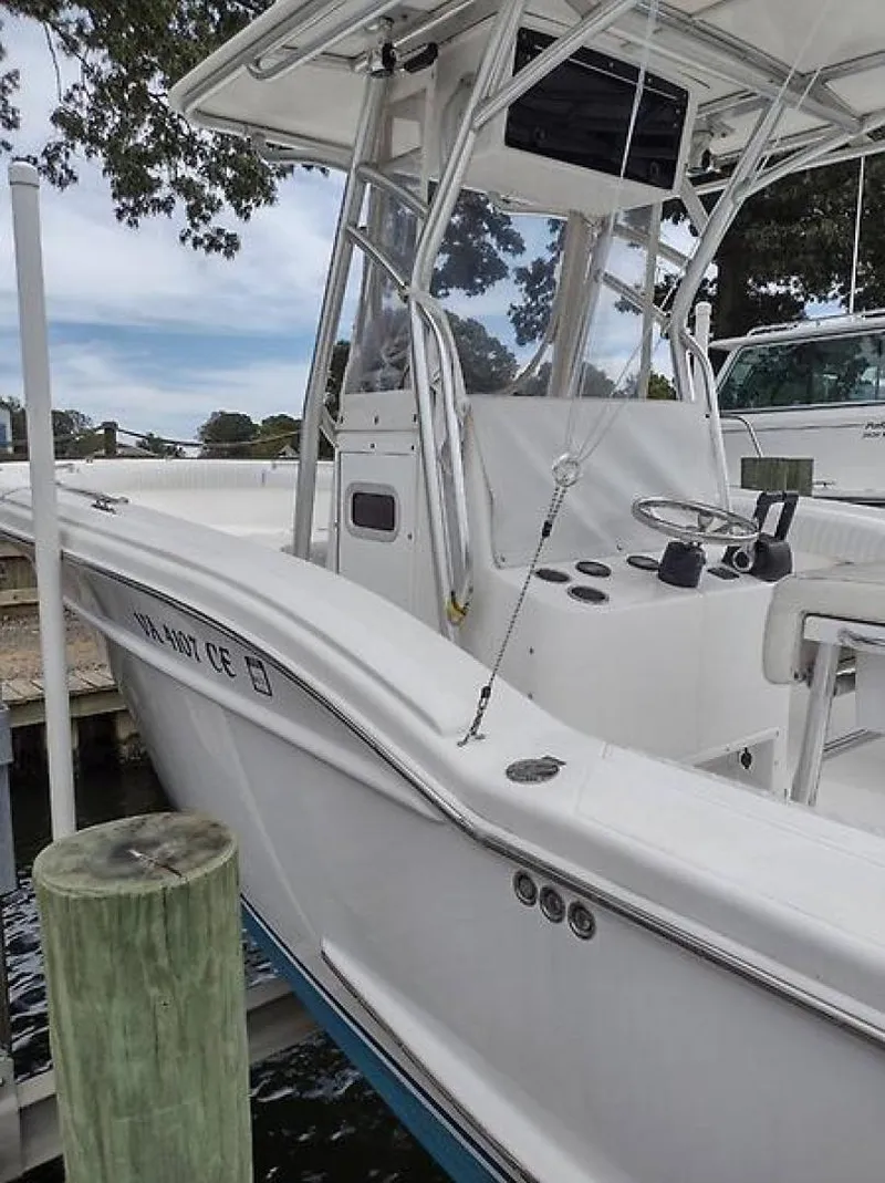 Slide: The Image of Buddy Davis 28 Center console 2005 - 3500110