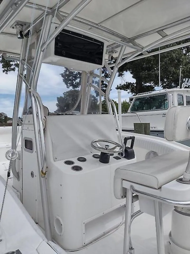 Slide: The Image of Buddy Davis 28 Center console 2005 - 3500112