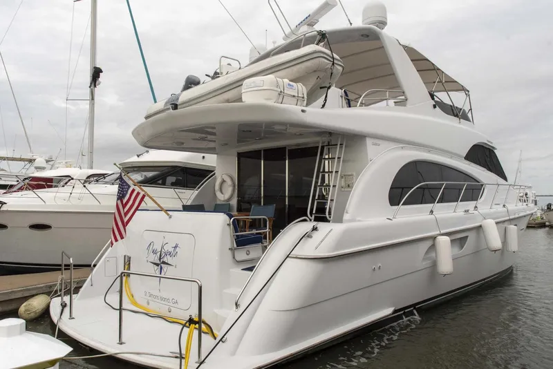 Slide: The Image of Hatteras Raised Pilothouse Motor Yacht 2002 - 3519961