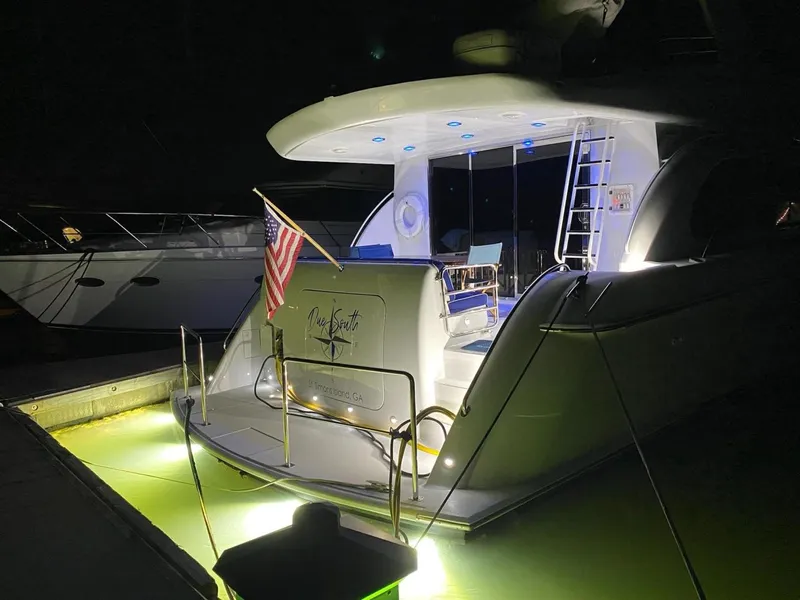 Slide: The Image of Hatteras Raised Pilothouse Motor Yacht 2002 - 3519964
