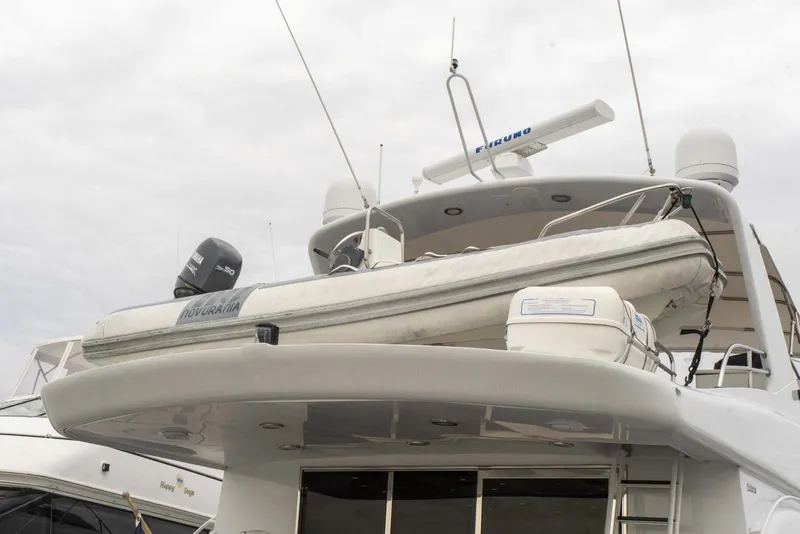 Slide: The Image of Hatteras Raised Pilothouse Motor Yacht 2002 - 3519929
