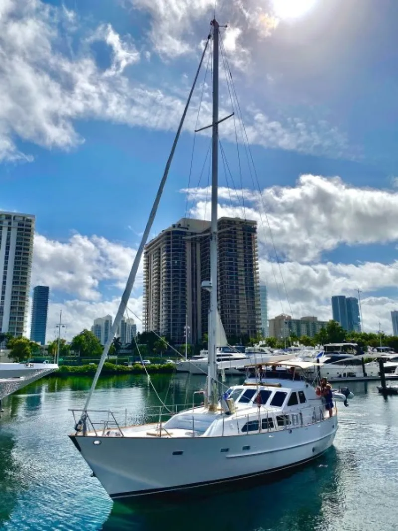 Slide: The Image of Cheoy Lee Motorsailer 1990 - 3501646