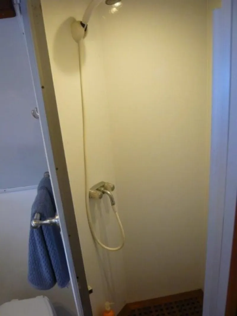 Slide: The Image of Cheoy Lee Motorsailer 1990 - 3501719