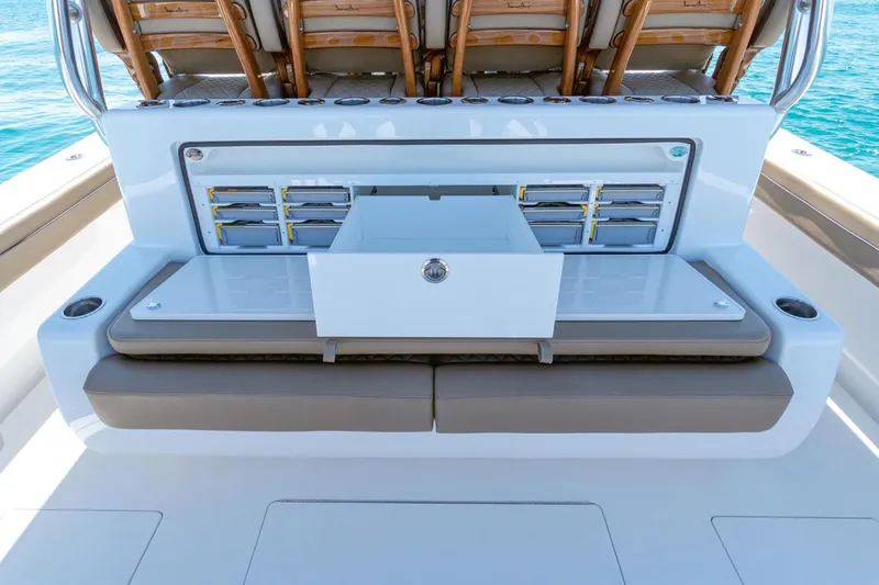 Slide: The Image of Valhalla Boatworks V-46 Center Console 2027 - 3510194