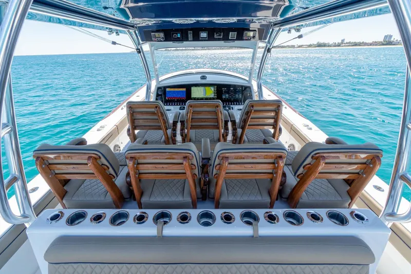 Slide: The Image of Valhalla Boatworks V-46 Center Console 2027 - 3510205