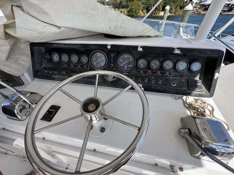 Slide: The Image of Flybridge Gauges - 3516555