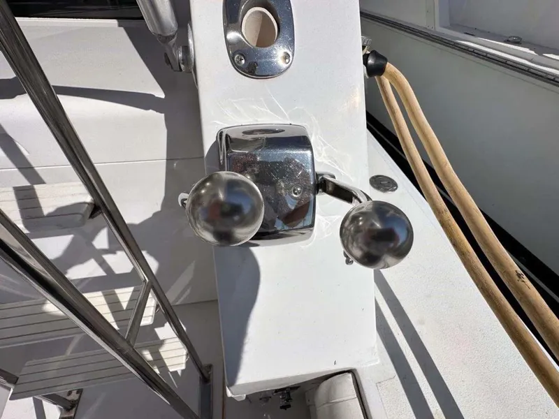 Slide: The Image of Aft Controls Cockpit - 3516558