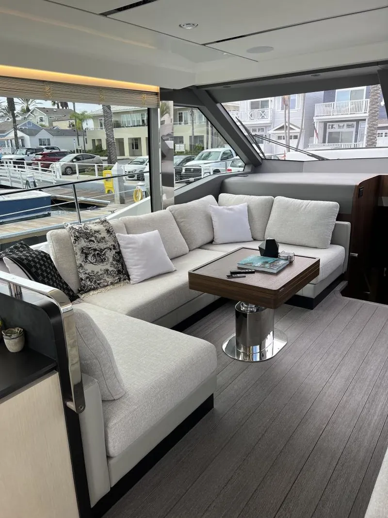 Slide: The Image of Astondoa AS5 2022 - 3524239