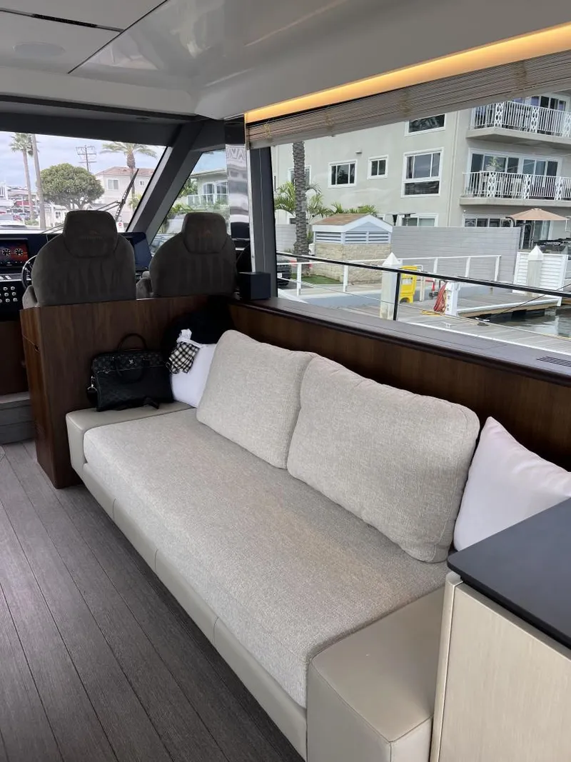 Slide: The Image of Astondoa AS5 2022 - 3524240