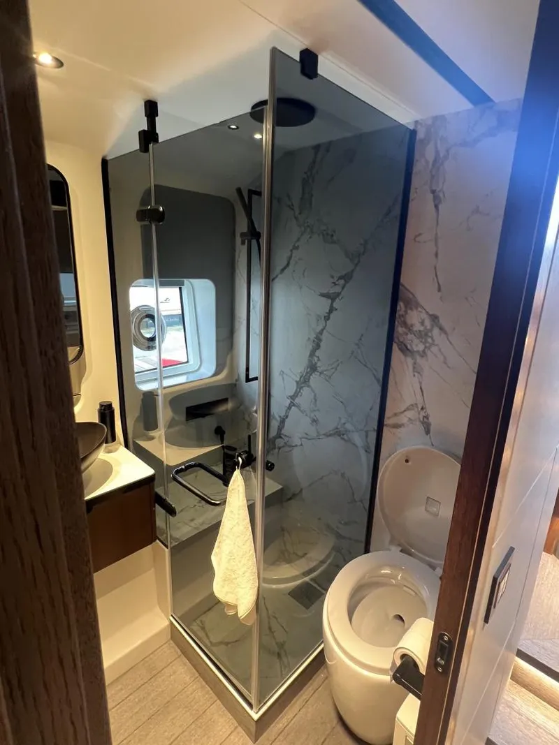 Slide: The Image of Astondoa AS5 2022 - 3524249