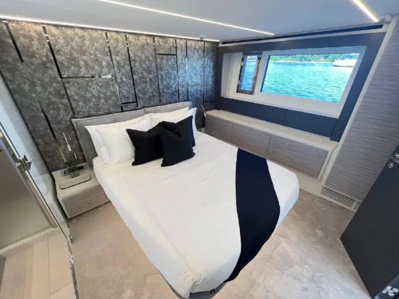 Slide: The Image of Primary Stateroom - 3542828