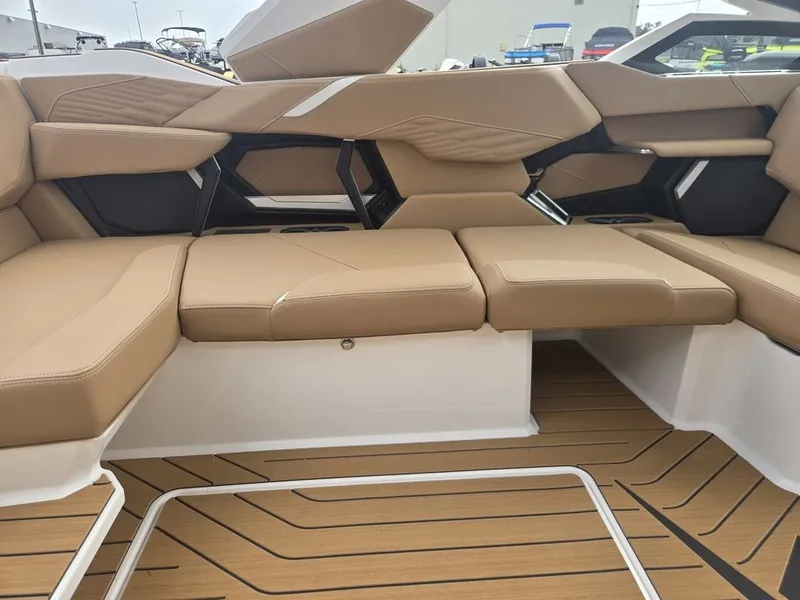 Slide: The Image of MasterCraft X22 2027 - 31