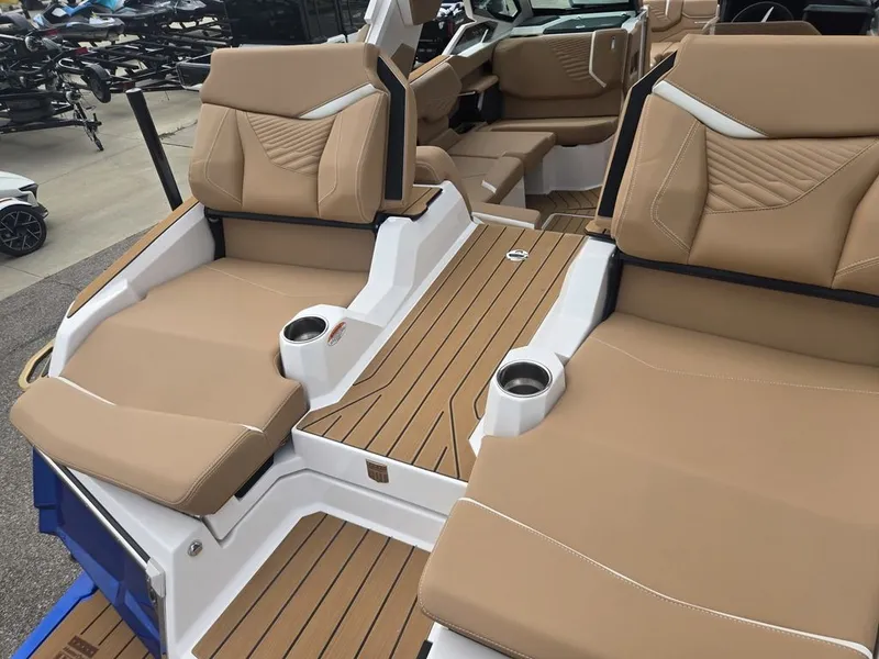 Slide: The Image of MasterCraft X22 2027 - 19