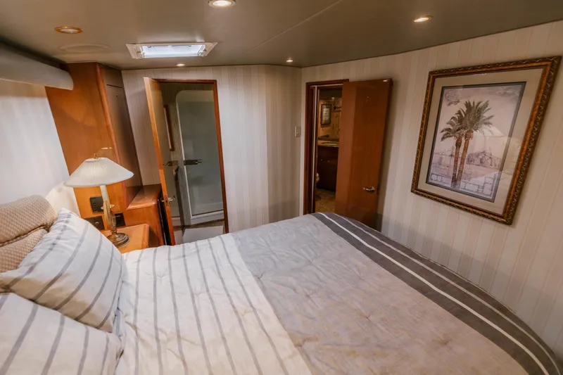 Slide: The Image of 2003 Viking 56 Convertible - SECTACULAR BID - 3543624