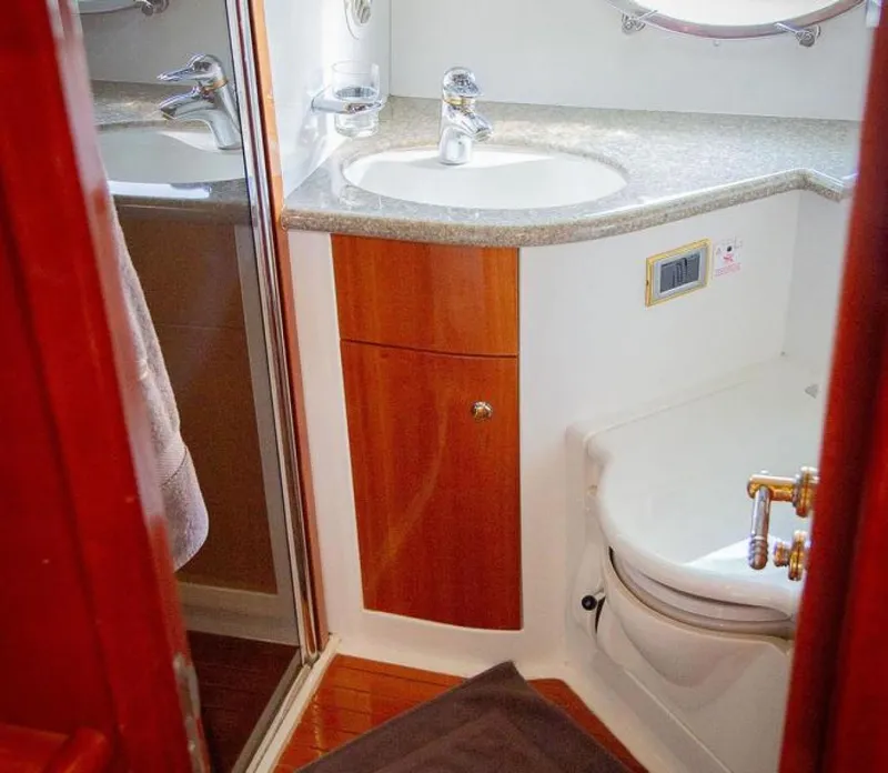 Slide: The Image of Sunseeker Predator 58 1999 - 3546387