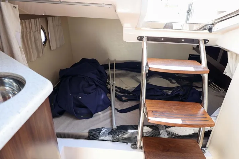 Slide: The Image of Regal Express 2017 - 3701109