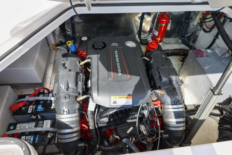 Slide: The Image of Regal Express 2017 - 3701146