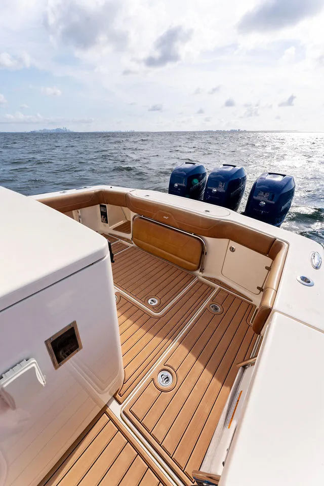 Slide: The Image of Scout 350 LXF 2014 - 39