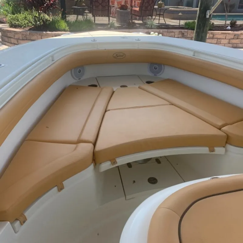 Slide: The Image of Scout 350 LXF 2014 - 3550833