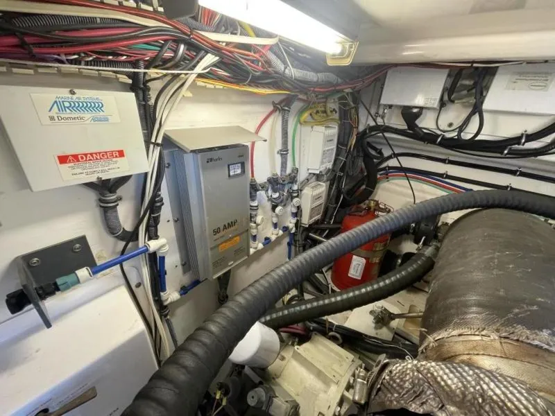 Slide: The Image of Tiara Sovran 2005 - 3553038