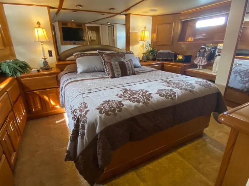 Slide: The Image of Viking 54 Sport Yacht 1998 - 3552863