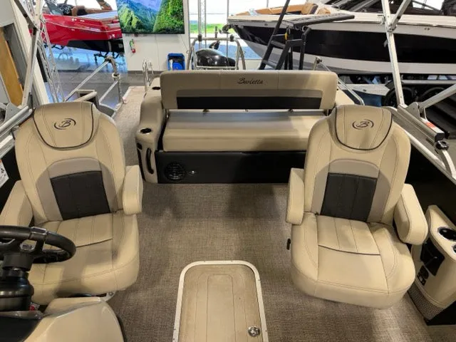 Slide: The Image of Barletta Boats C CLASS C22UC 2021 - 20