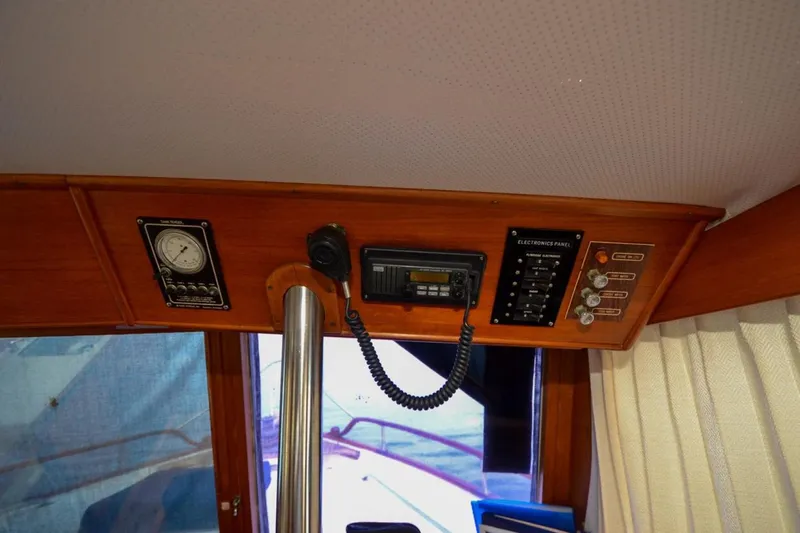 Slide: The Image of Grand Banks 42 Classic 1985 - 3623138