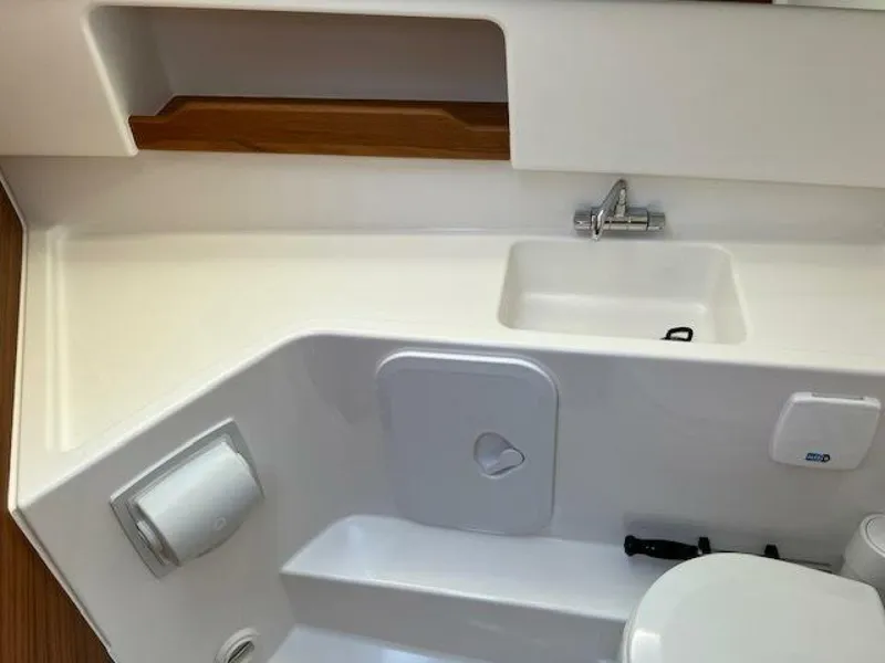 Slide: The Image of Nimbus W9 2023 - 3781691