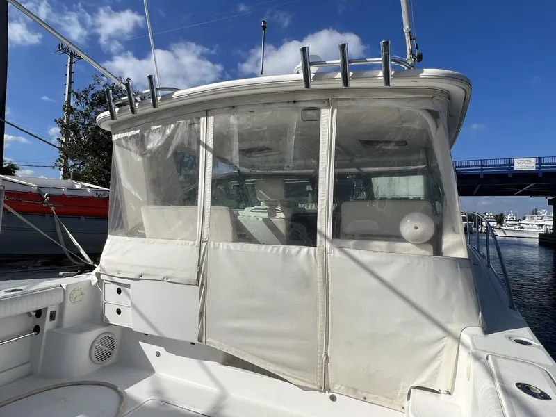 Slide: The Image of Tiara 3800 Open 2004 - 3589230