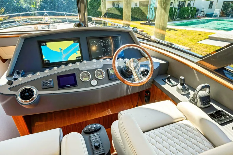 Slide: The Image of Belize 66 Daybridge 2025 - 5136818