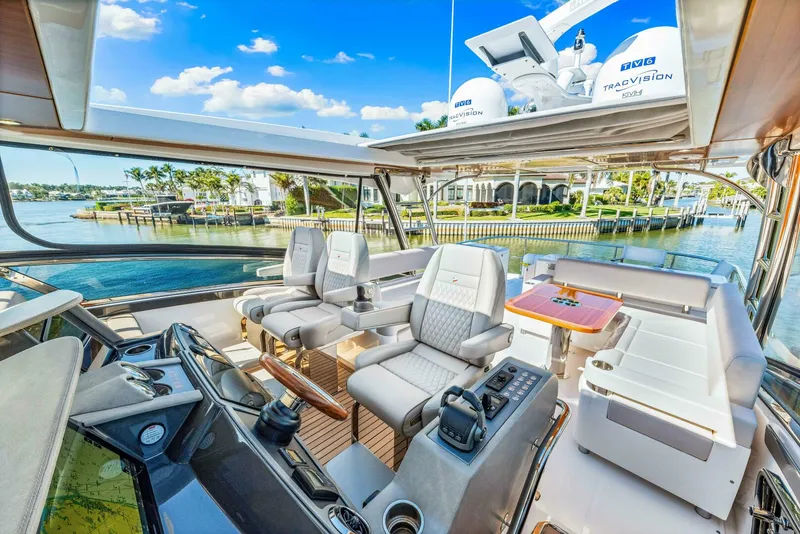 Slide: The Image of Belize 66 Daybridge 2025 - 5136830