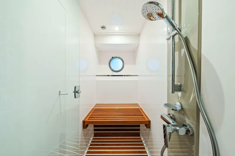 Slide: The Image of Belize 66 Daybridge 2025 - 5136852