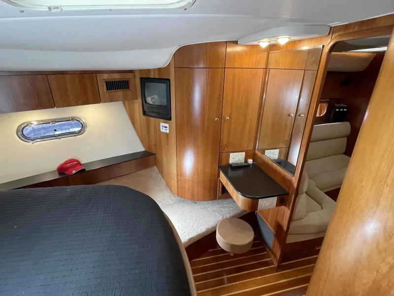 Slide: The Image of O suite 2 - 3590698