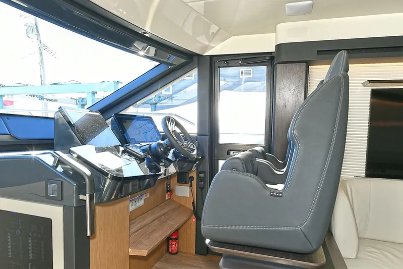 Slide: The Image of Absolute 52 Fly 2026 - 4153537