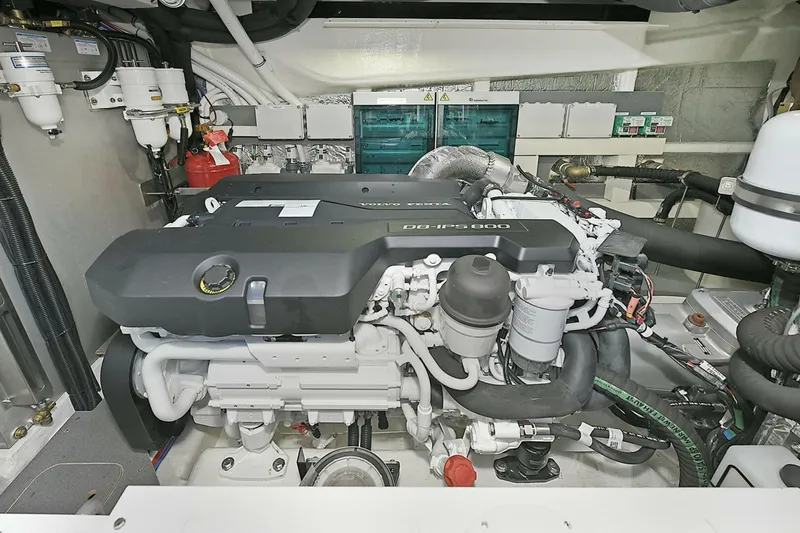 Slide: The Image of Absolute 52 Fly 2026 - 4153591