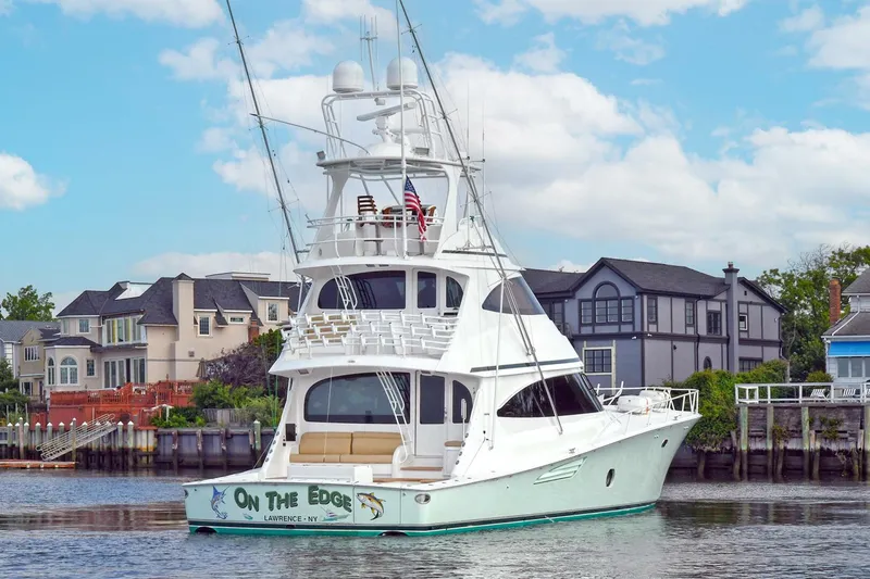 Slide: The Image of Viking 80 Enclosed Skybridge 2018 - 3774008