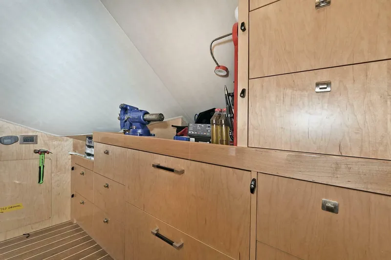 Slide: The Image of Viking 80 Enclosed Skybridge 2018 - 3774071