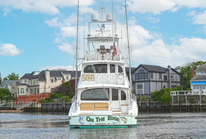 Slide: The Image of Viking 80 Enclosed Skybridge 2018 - 3774009