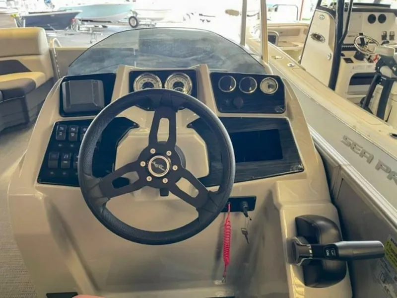 Slide: The Image of SunChaser Geneva Cruise 22 SB 2023 - 4658888