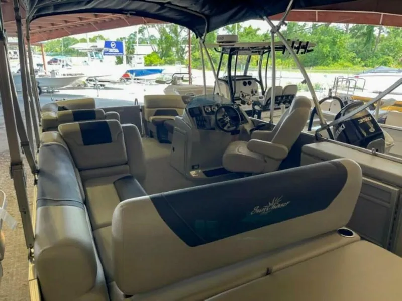 Slide: The Image of SunChaser Geneva Cruise 22 SB 2023 - 4658893