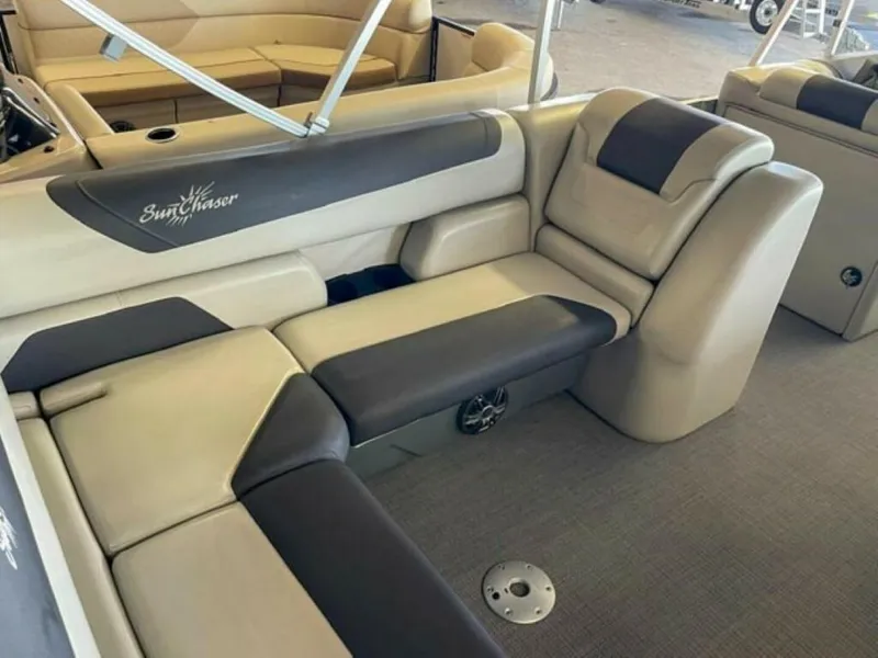 Slide: The Image of SunChaser Geneva Cruise 22 SB 2023 - 4658890