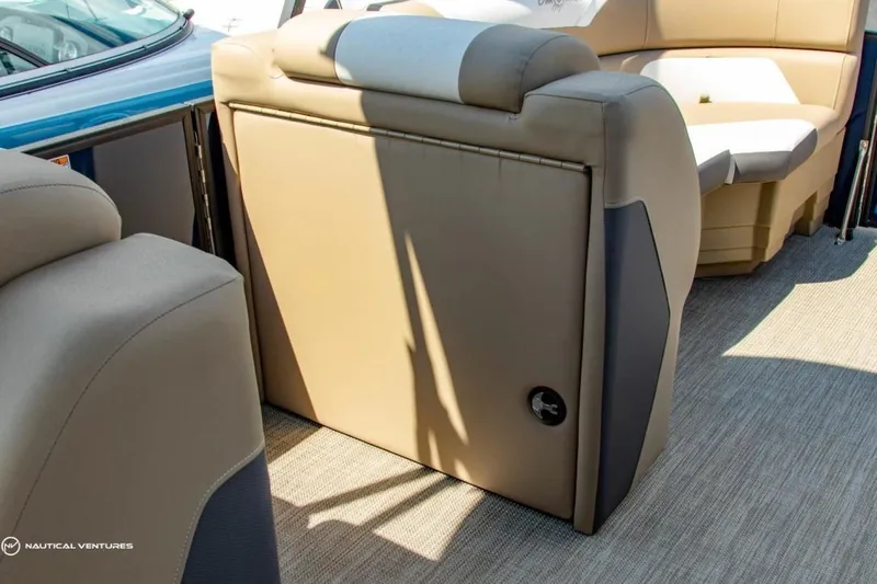 Slide: The Image of SunChaser Eclipse 8523 SSB 2023 - 3614317