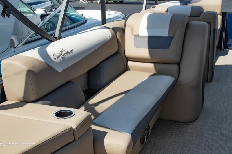 Slide: The Image of SunChaser Eclipse 8523 SSB 2023 - 3614325