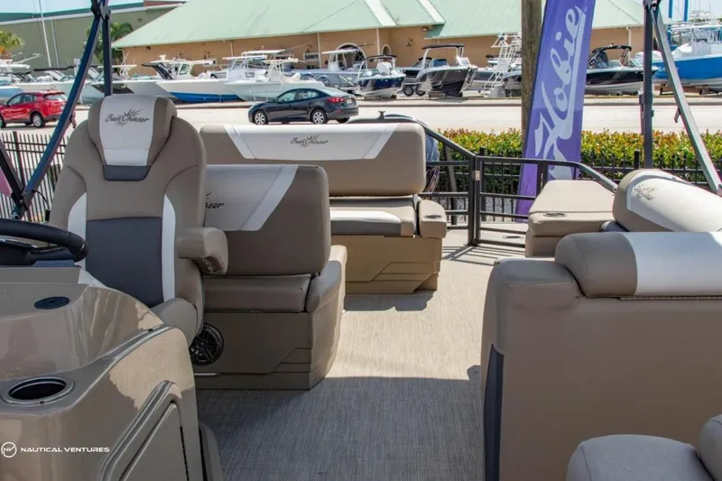 Slide: The Image of SunChaser Eclipse 8523 SSB 2023 - 3614307