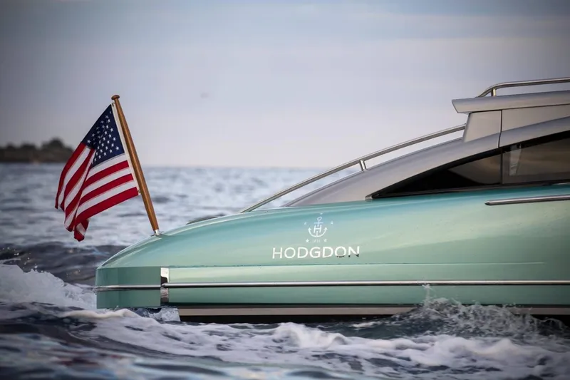 Slide: The Image of Port Side Aft - 3615673