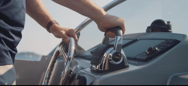 Slide: The Image of Helm Volvo Controls - 3615672