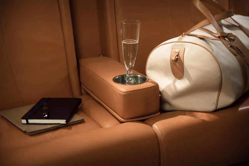 Slide: The Image of Salon Seating - 3615677